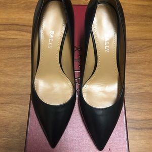 Bally Black Pump